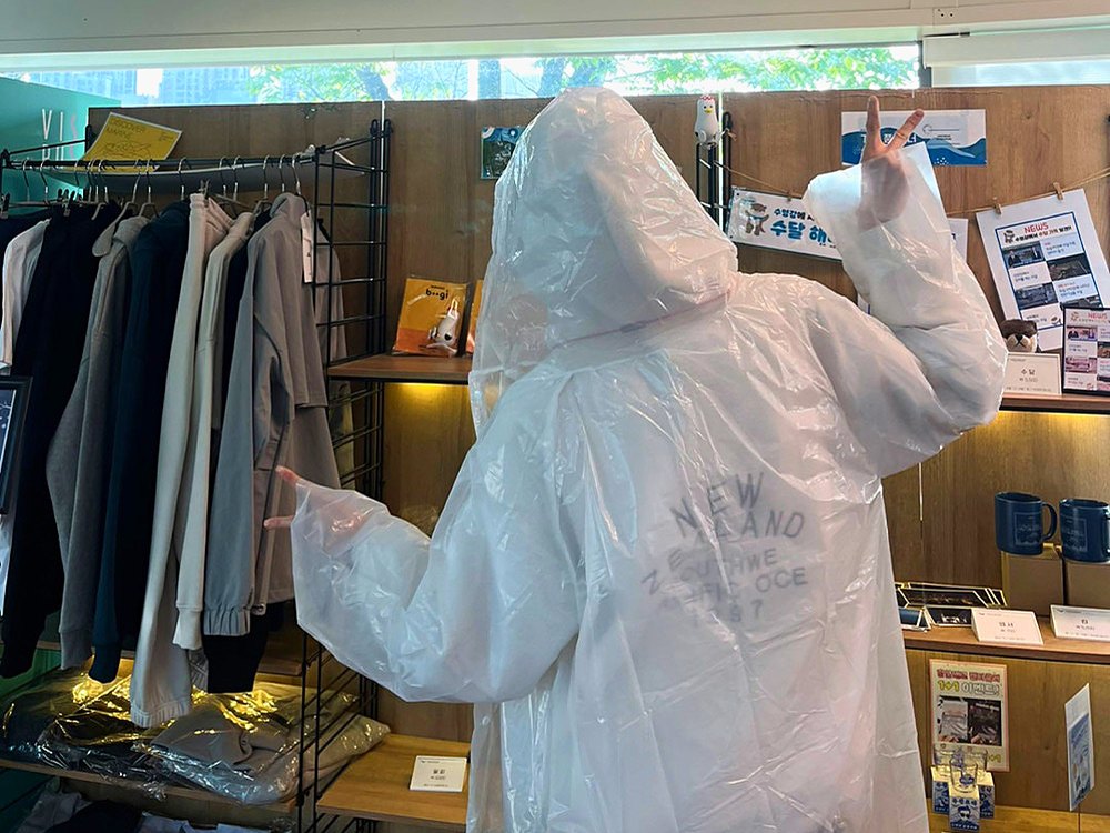 雨天提供的雨衣